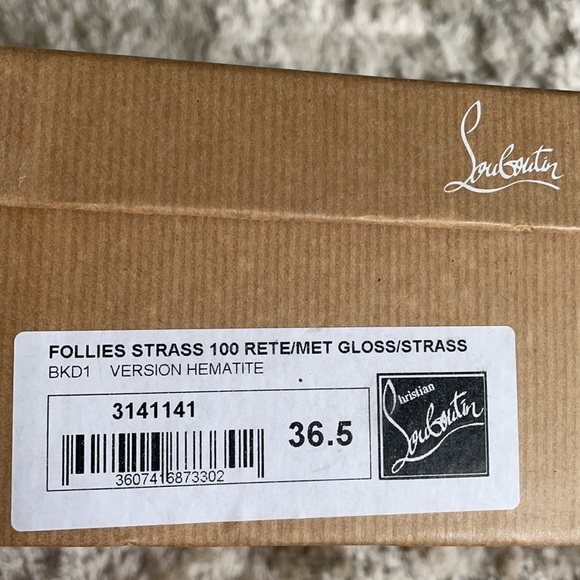 Christian Louboutin pump - Picture 10 of 11